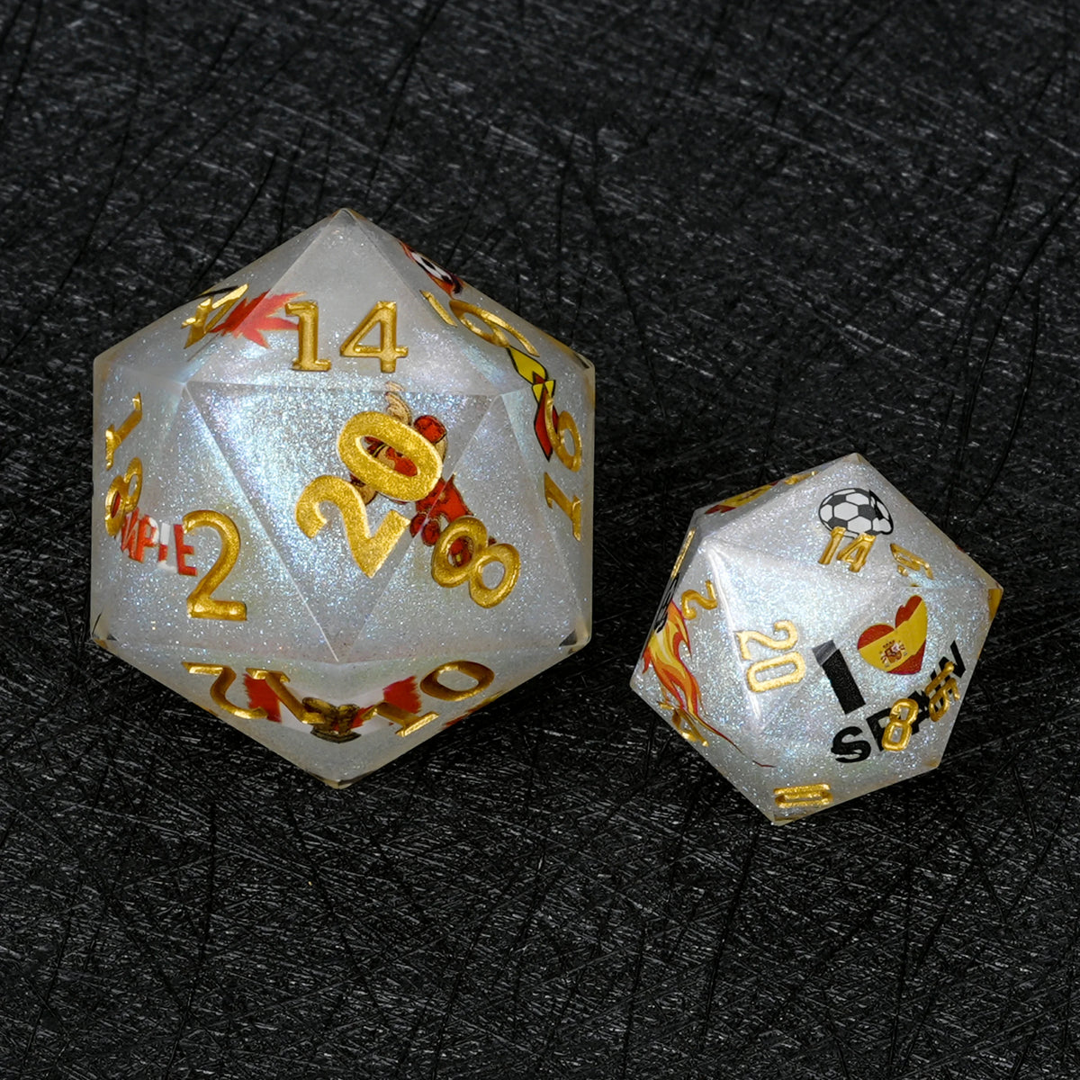 35mm World Resin D20 Dice – Glitter – Canada Soccer – alternate product view