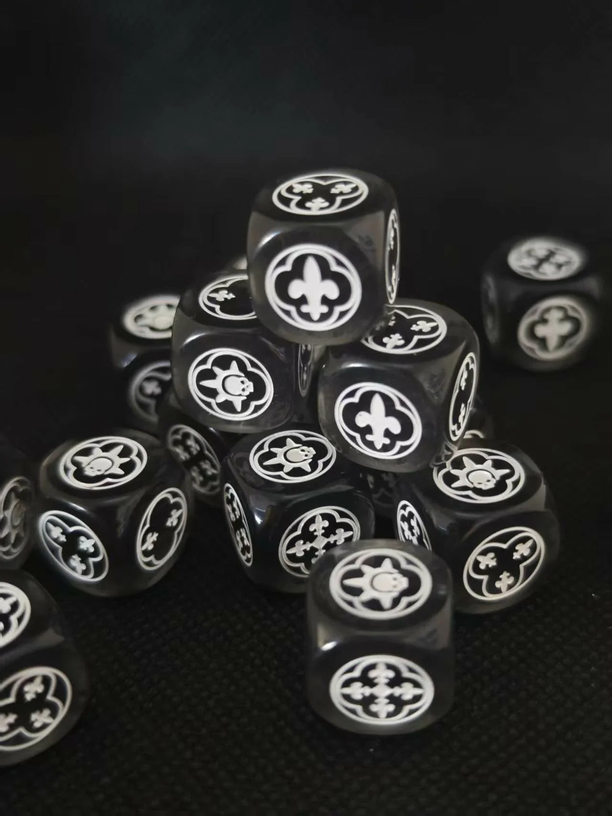 Acrylic D6 Dice – Adepta Sororitas – Warhammer 40K 2