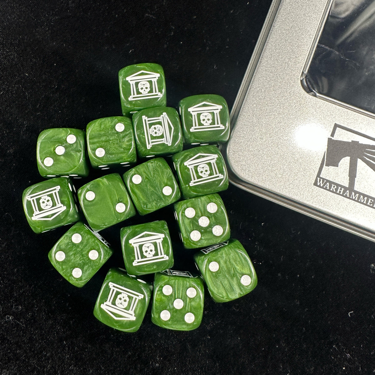 Acrylic D6 Dice – Deepkin Pearlescent – alternate product view