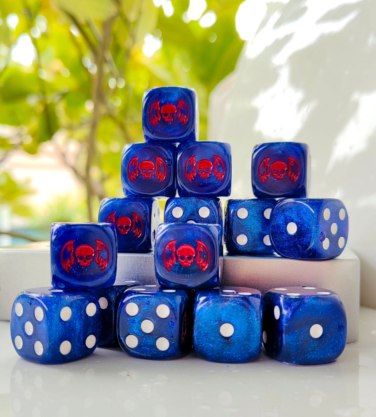 Acrylic D6 Dice – Glitter – alternate product view