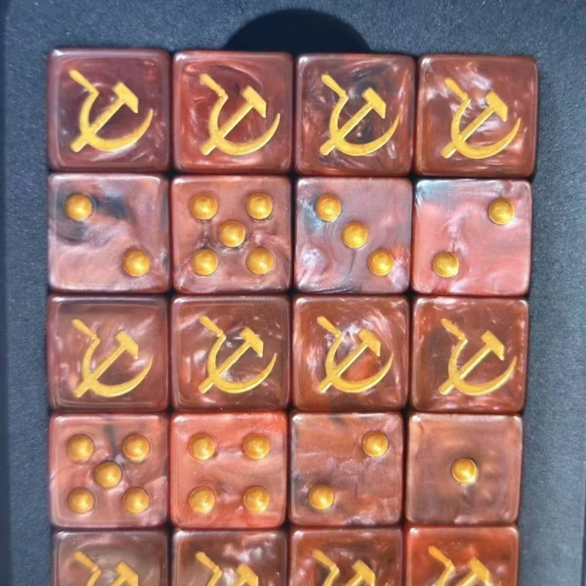 Acrylic D6 Dice – Hammer Sickle – Warhammer 40K 1