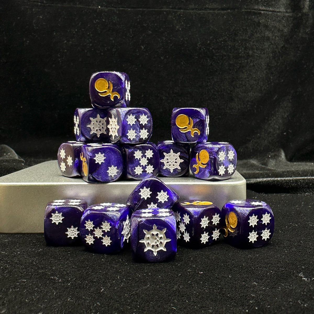 Acrylic D6 Dice – Hedonites Swirl