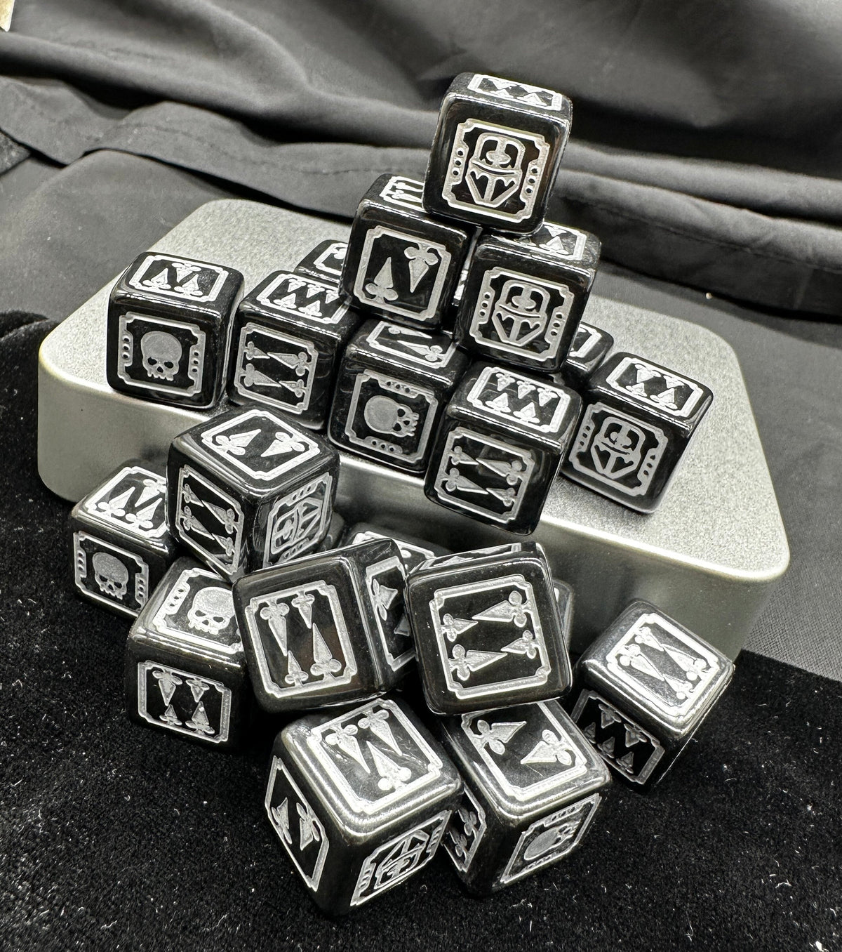 Acrylic D6 Dice – Imperial Knights – alternate product view