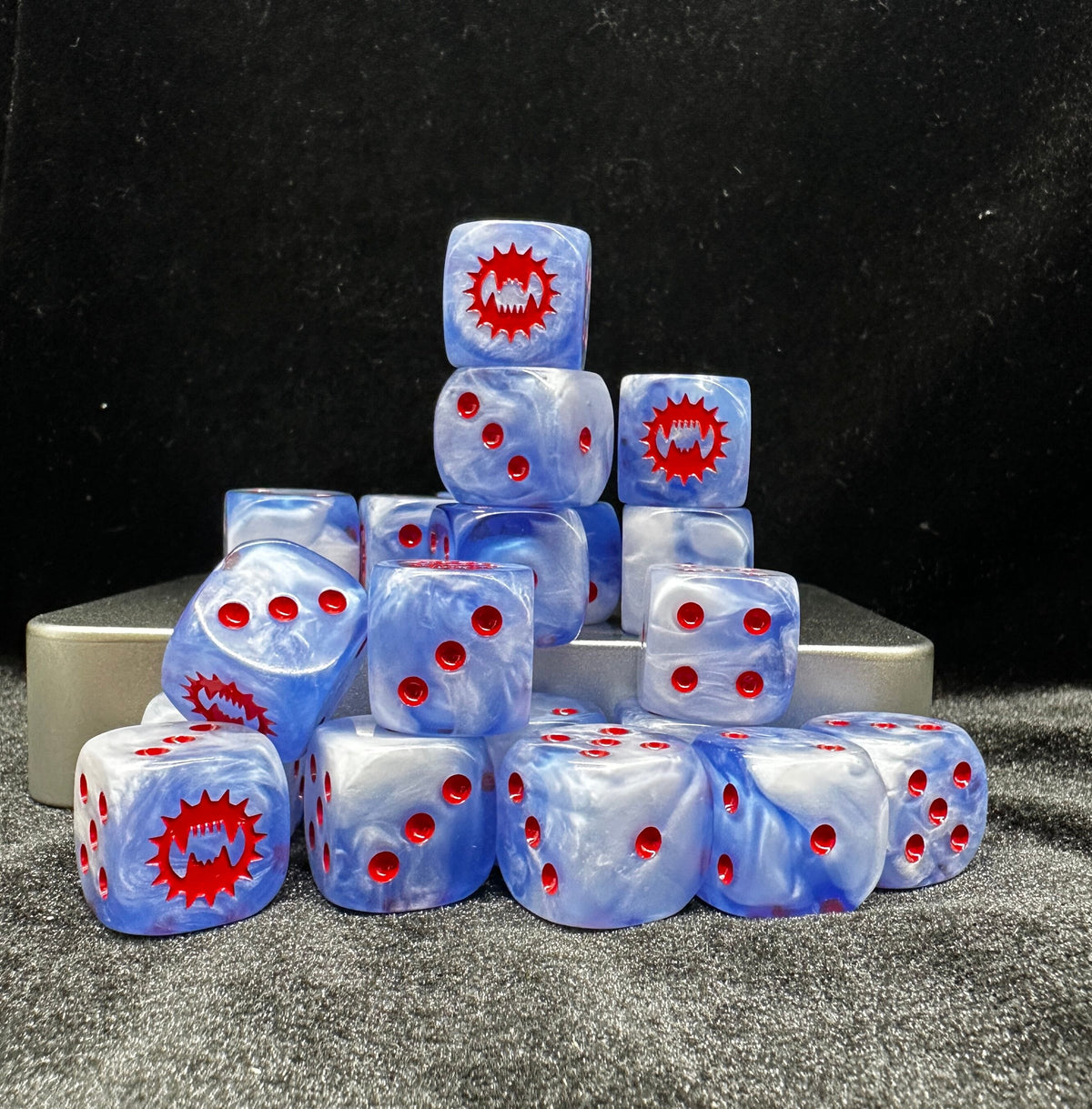 Acrylic D6 Dice – Khorne Swirl