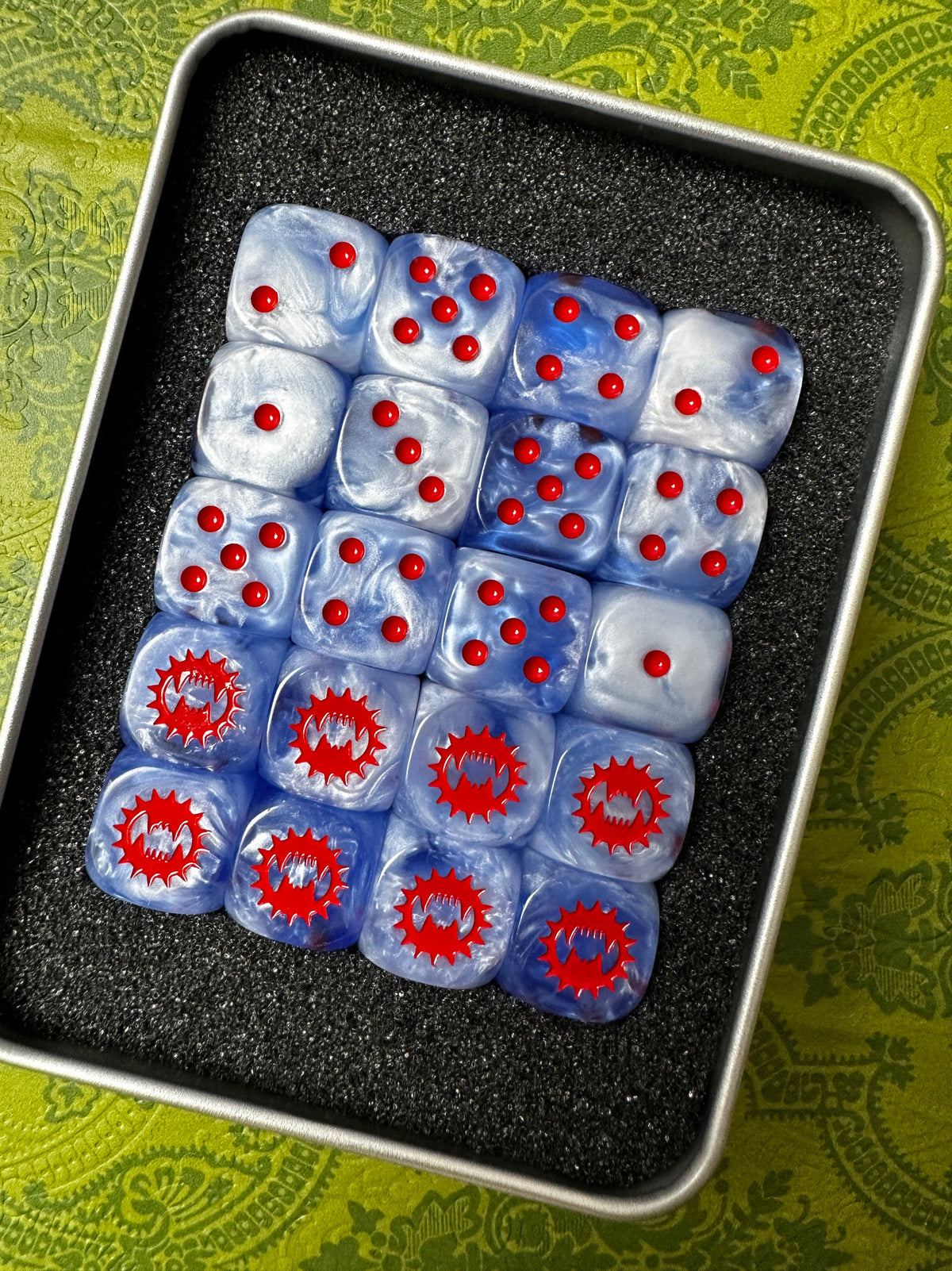 Acrylic D6 Dice – Khorne Swirl – alternate product view
