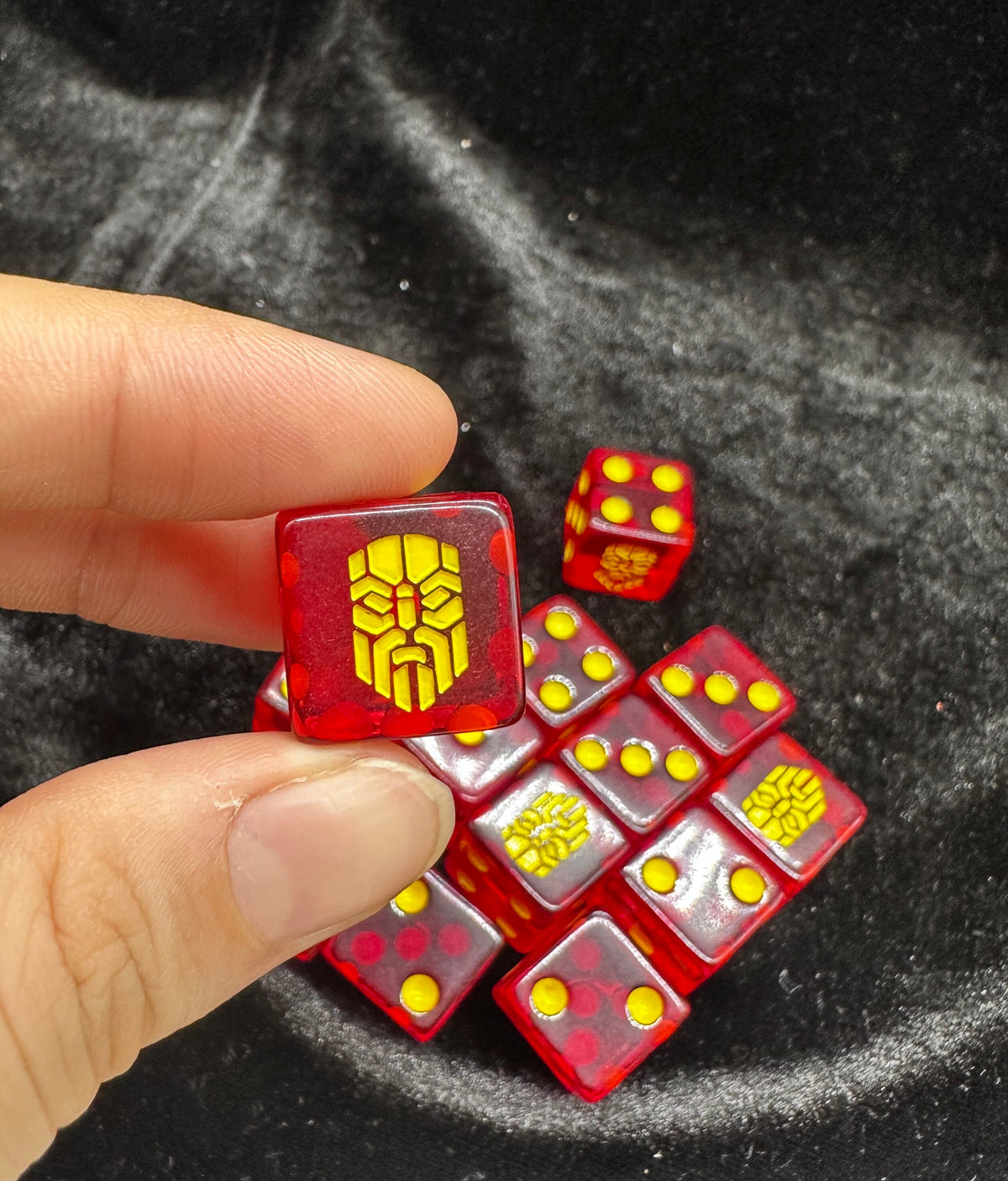 Acrylic D6 Dice – Leagues Votann