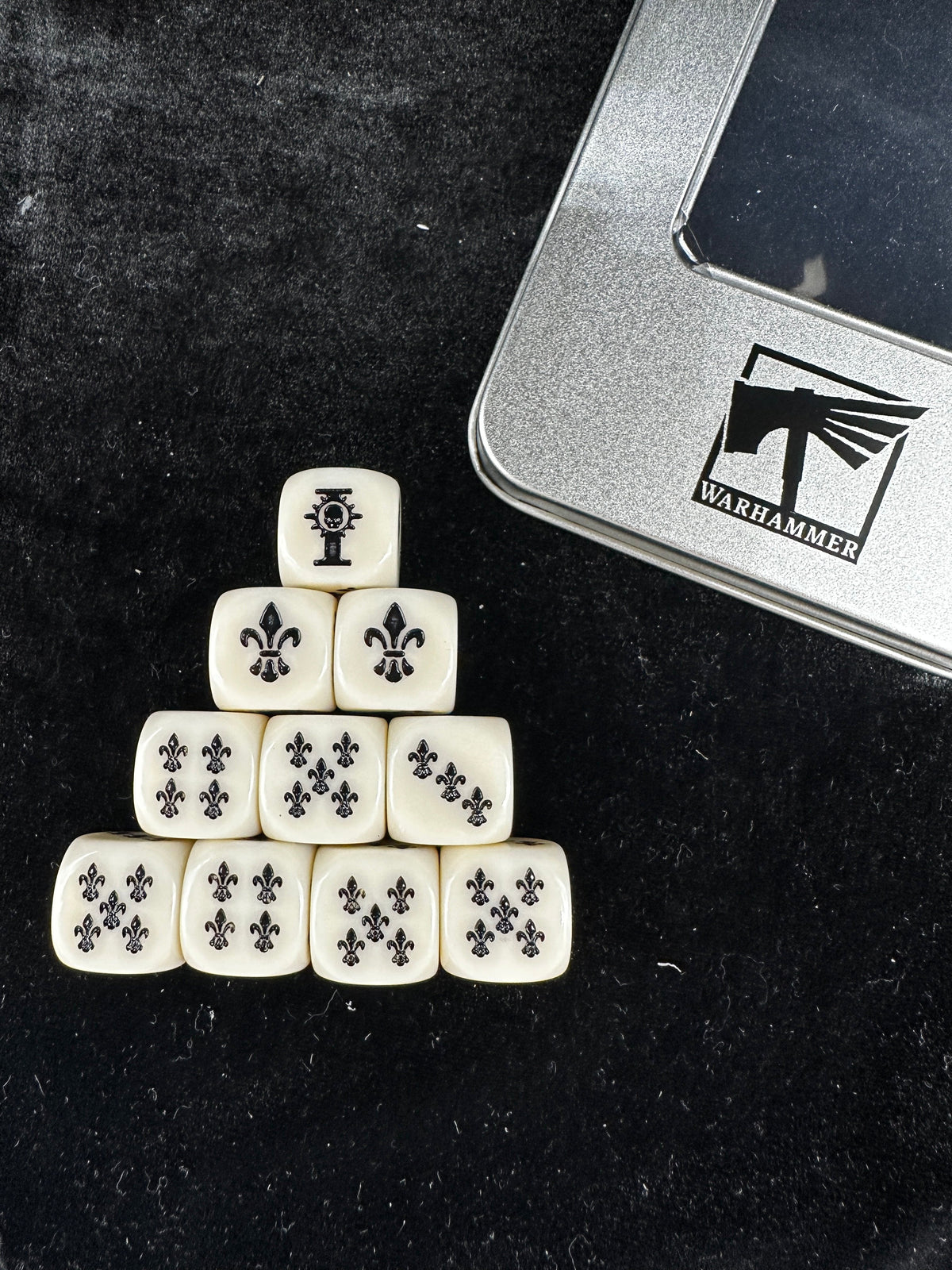 Acrylic D6 Dice – Lis Off – alternate product view