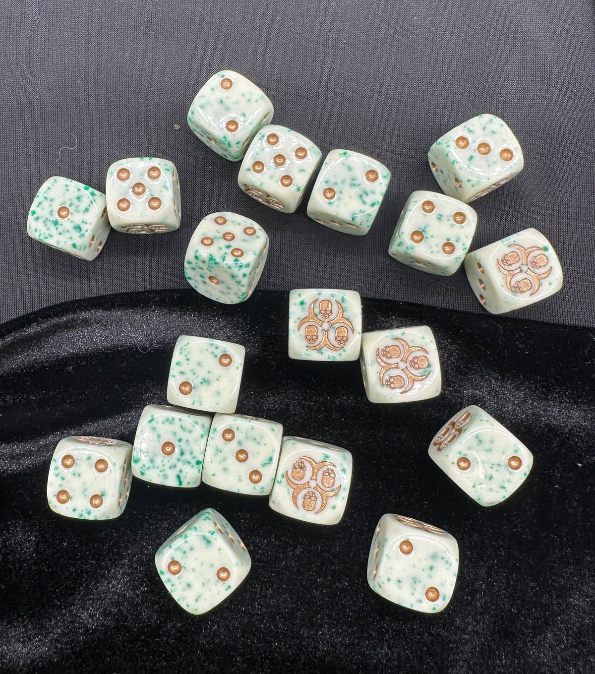 Acrylic D6 Dice – Nurgle Off – alternate product view