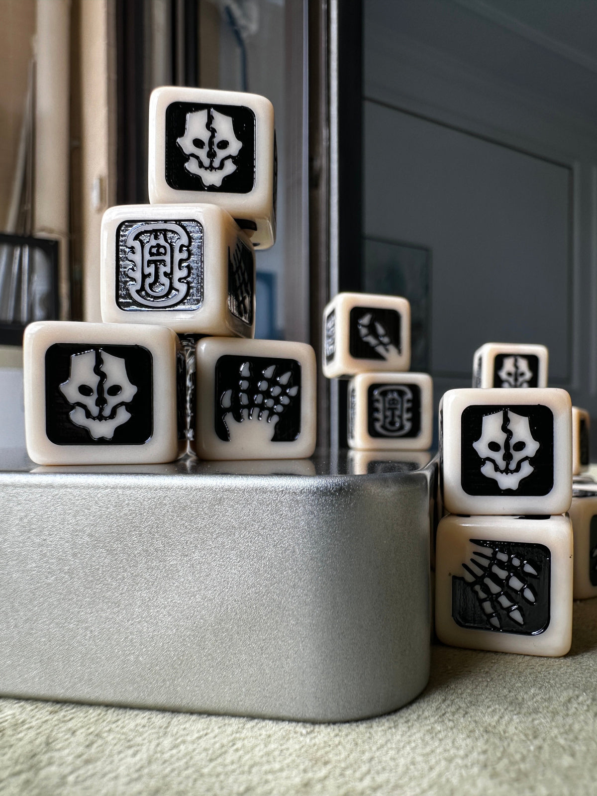 Acrylic D6 Dice – Ossiarch Bonereapers – alternate product view