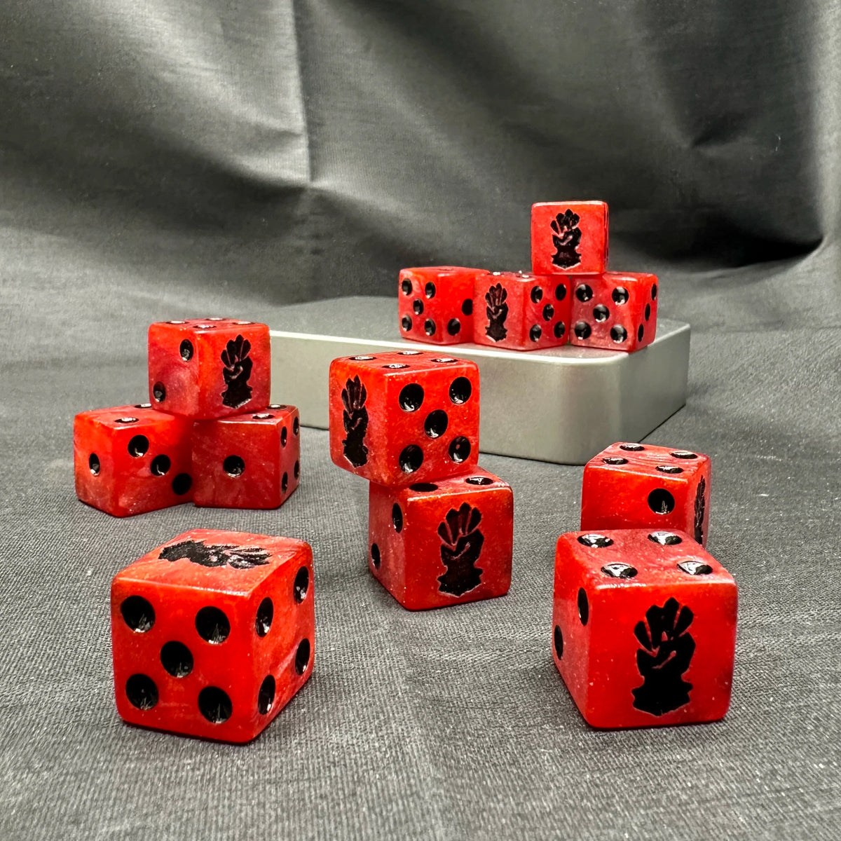 Acrylic D6 Dice Set – Corsairs Marble – Warhammer 40K Warhammer 40000: Red Corsairs Dice CSM: RED CORSAIRS DICE