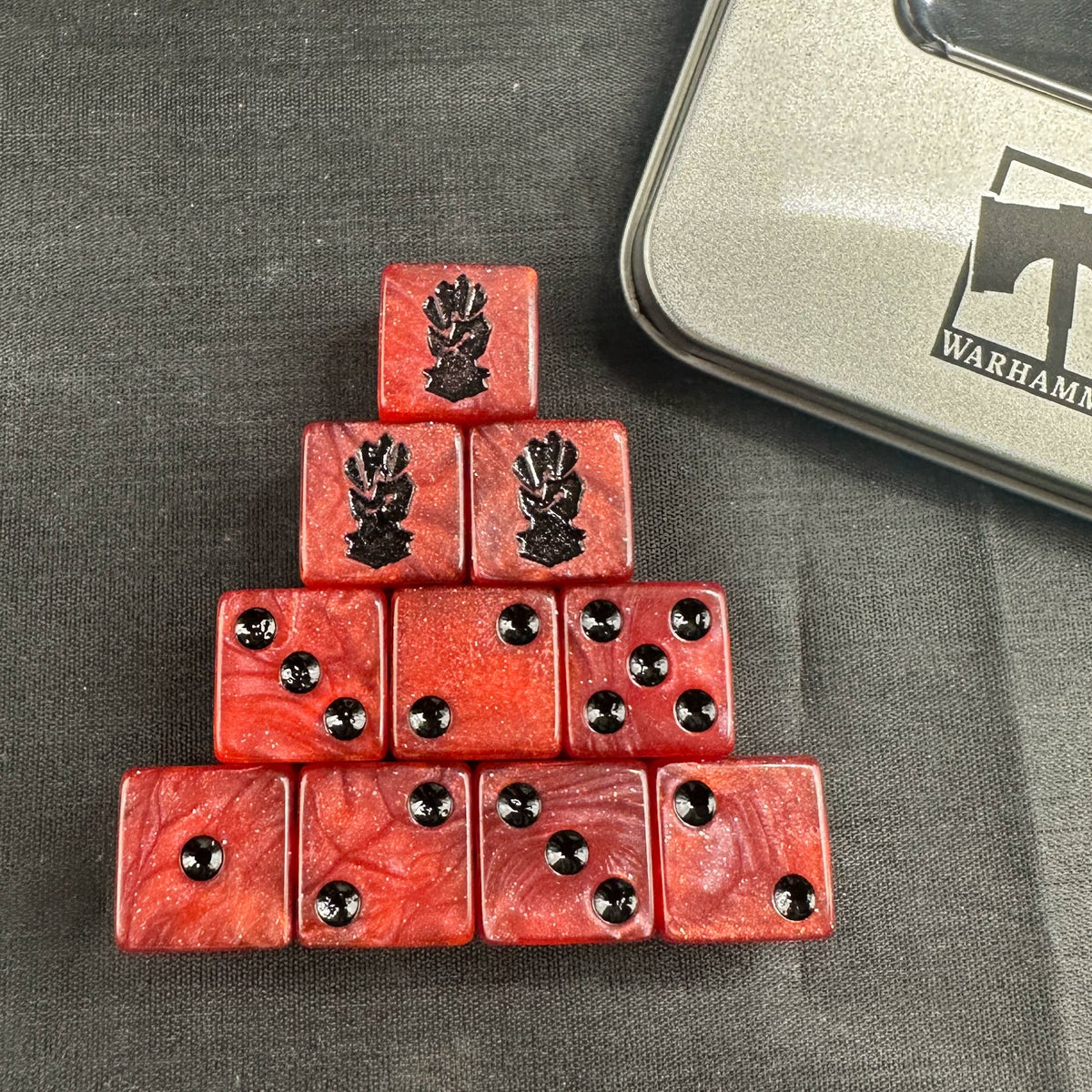 Acrylic D6 Dice Set – Corsairs Marble – Warhammer 40K Warhammer 40000: Red Corsairs Dice CSM: RED CORSAIRS DICE