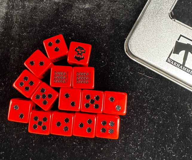 Acrylic D6 Dice Set – Dakka Orange – alternate product view