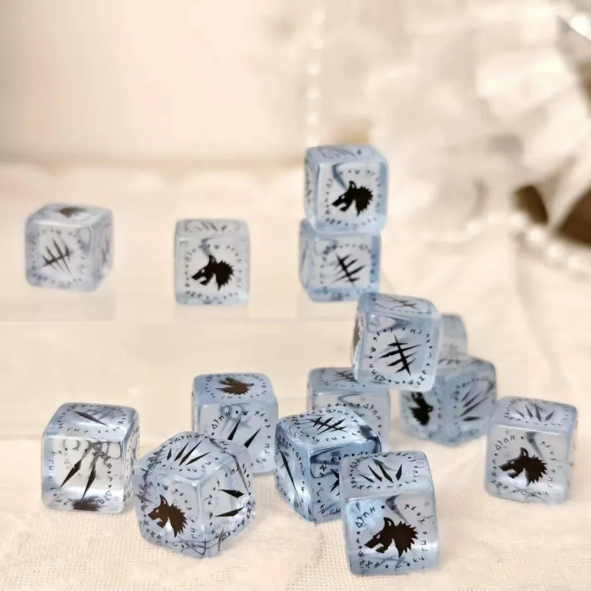 Acrylic D6 Dice – Space Wolves