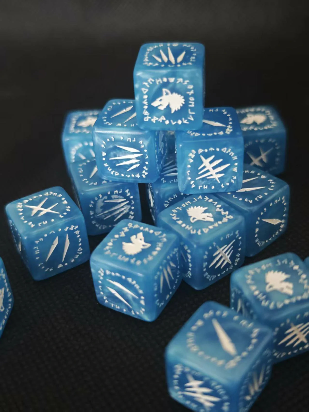 Acrylic D6 Dice – Space Wolves – Warhammer 40K 1