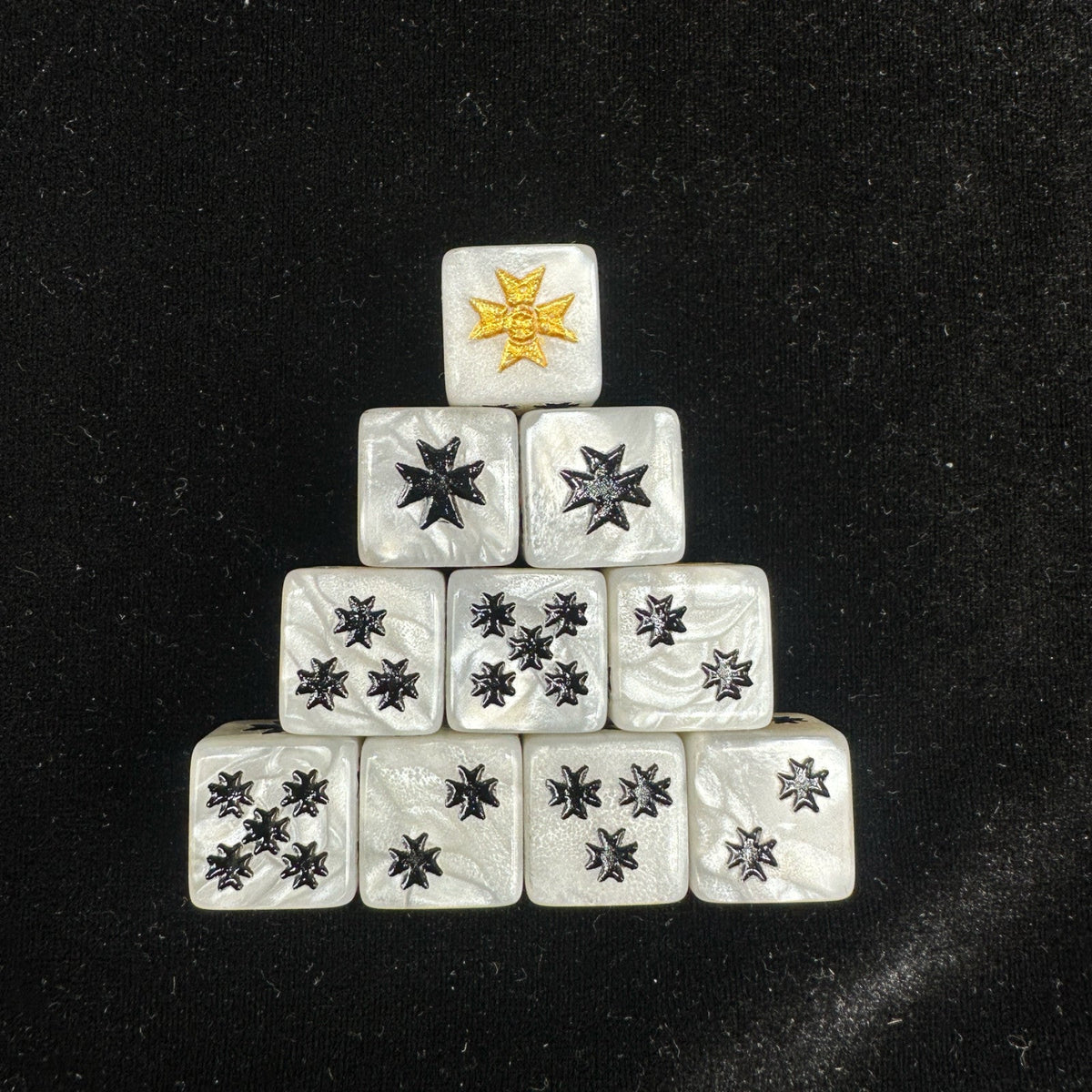 Acrylic D6 Dice – Templar Pearlescent – alternate product view