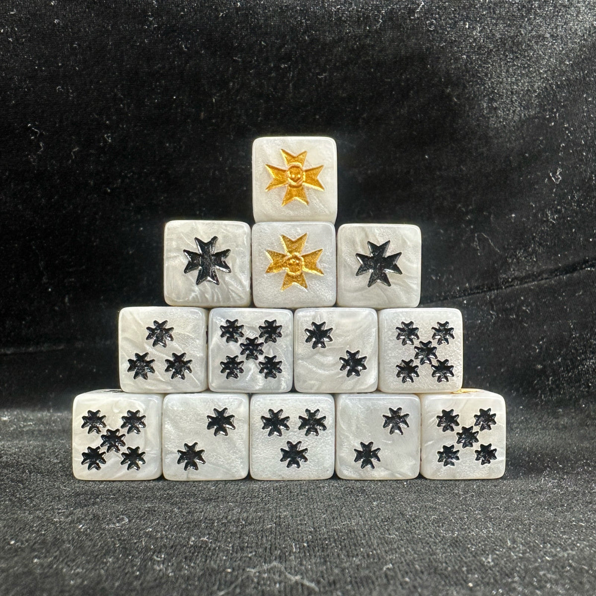 Acrylic D6 Dice – Templar Pearlescent – alternate product view