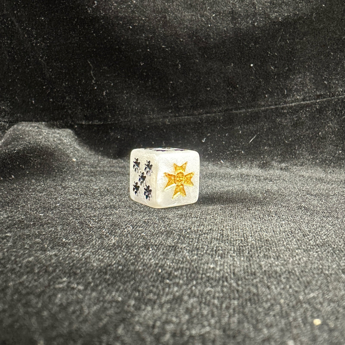 Acrylic D6 Dice – Templar Pearlescent – alternate product view