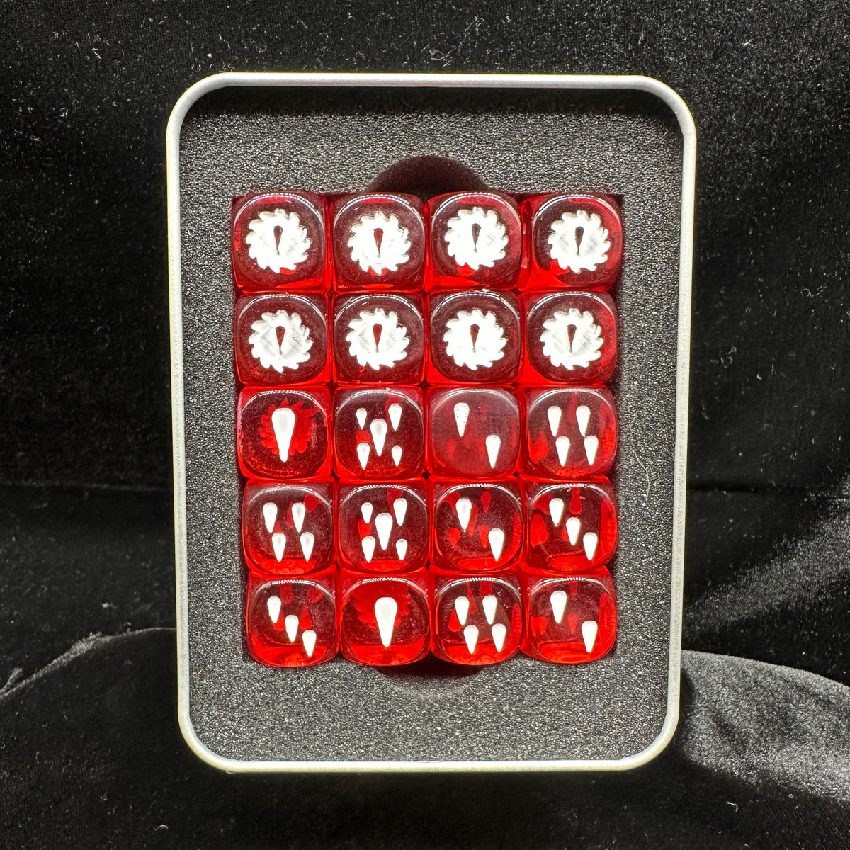 Acrylic D6 Dice – Warhammer 40K – Blood Angels 1 – alternate product view