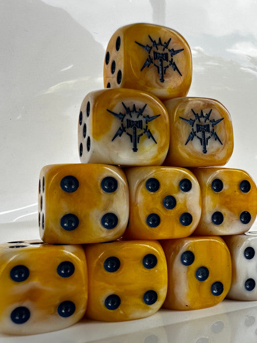 Acrylic D6 Dice – Weapon Swirl – alternate product view