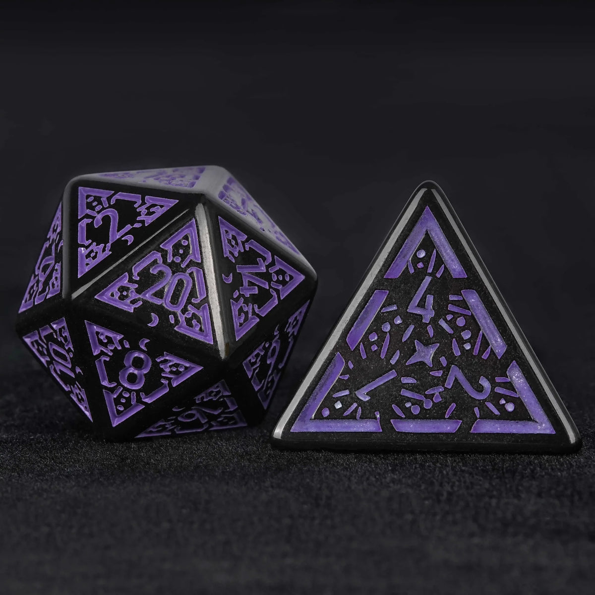 Acrylic DND Dice Set – Personalized Design – Personalized Design 1 – Black and purple rune acrylic DND dice set