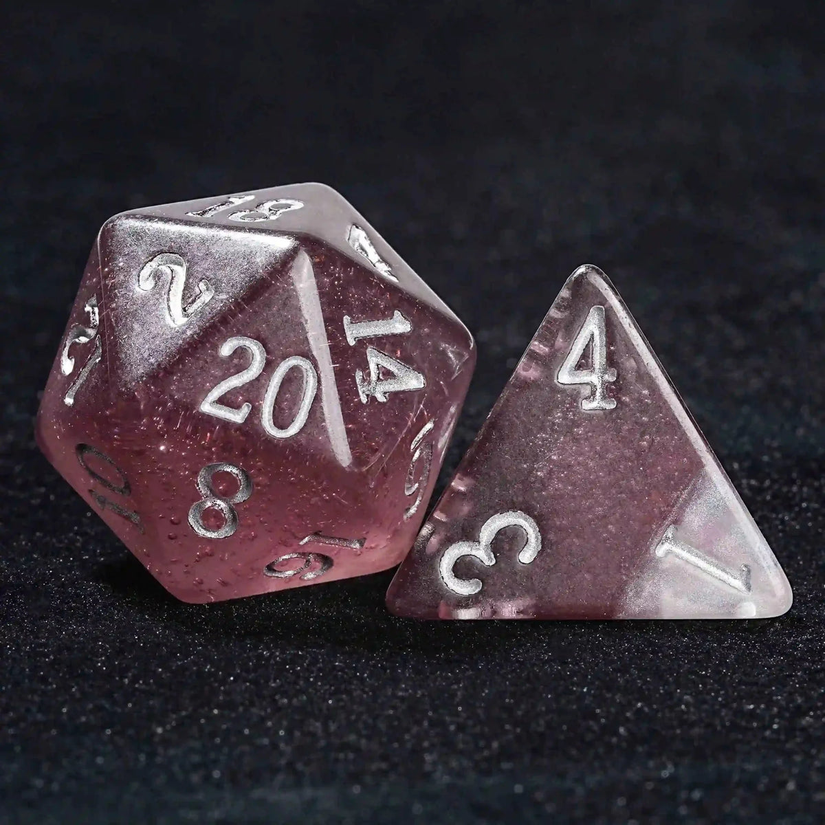 Bee Resin DND Dice Set – Dark Beer – Brownish-red polyhedron dnd dark beer D20 dice and D4 dice