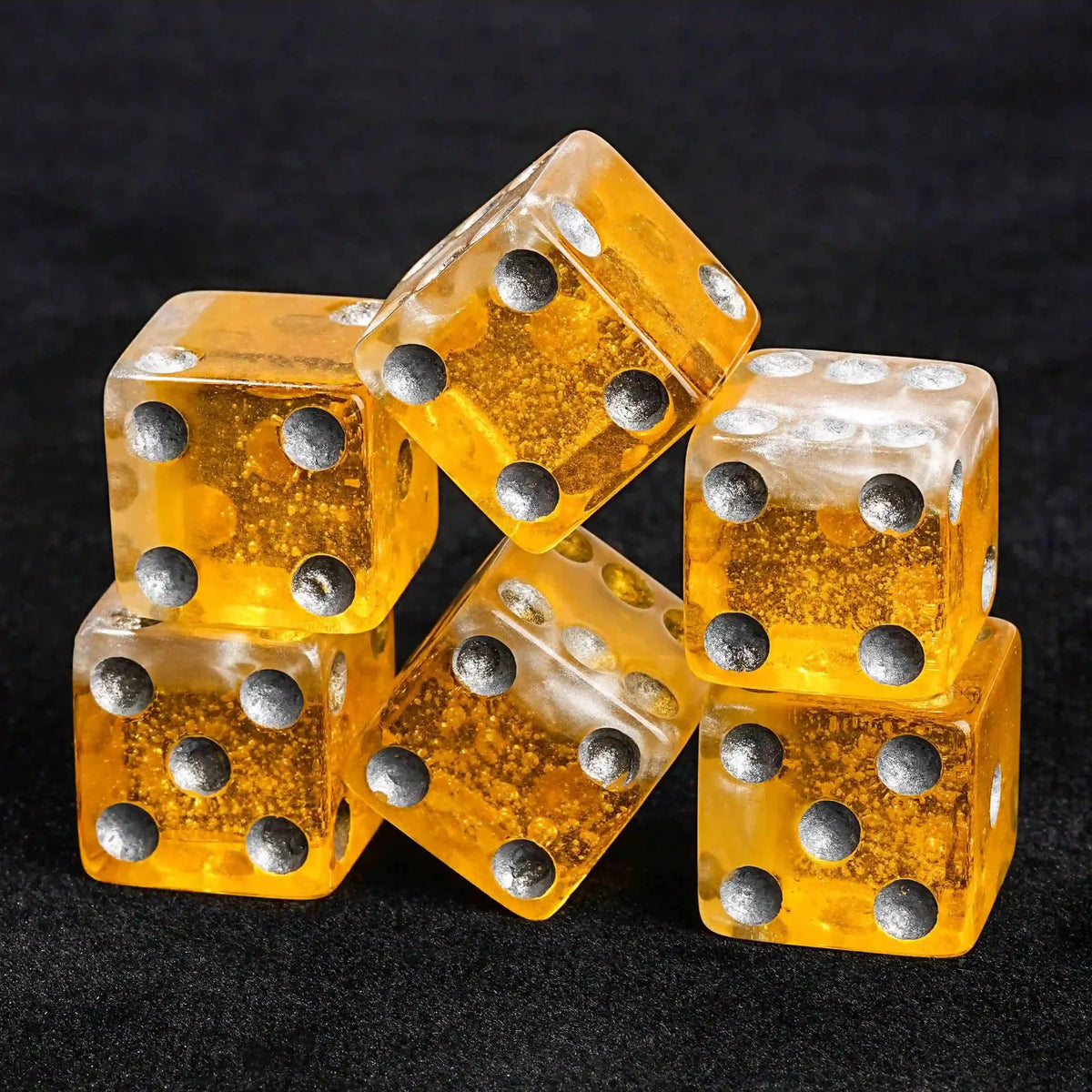Bee Resin RPG Dice Set – Beer – Yellow beer resin silver dots 7xD6 dice set