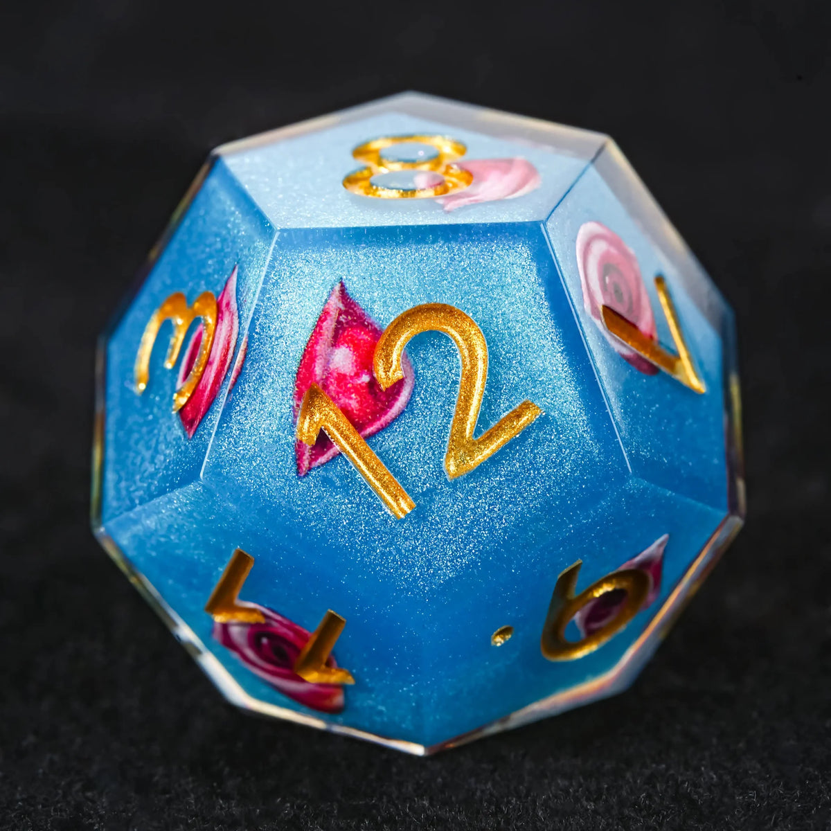 Blue Red Eye Resin DND Dice Set – Gold Numbers – Blue Red Eye Resin Dice Set with Gold Numbers - RPG DND
