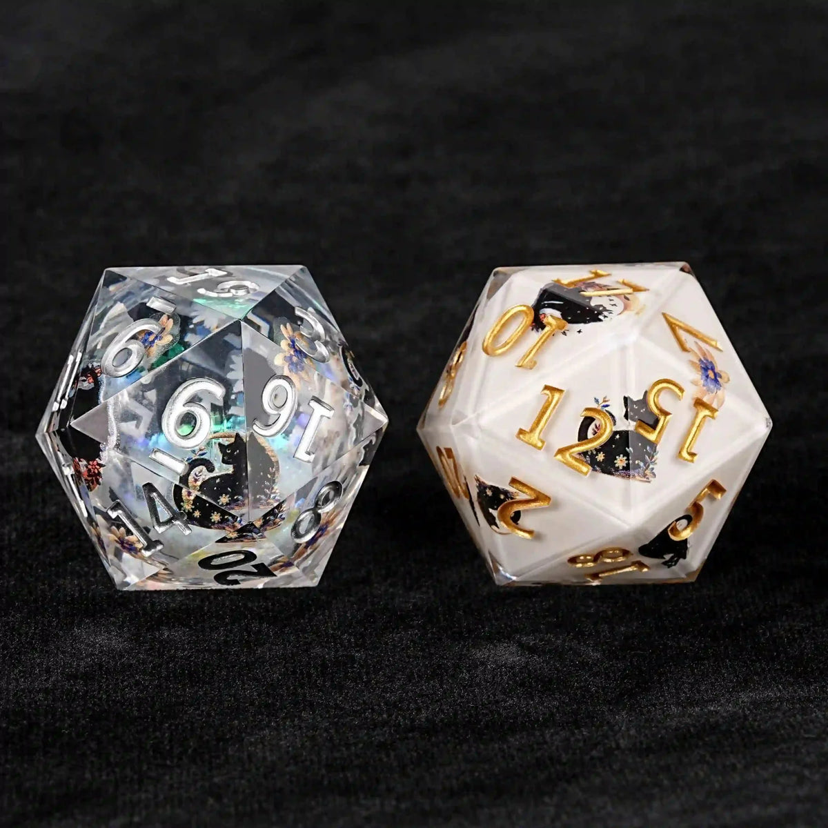 Cat Liquid Core Dice Set – Glitter – Two 35mm Garden Cat DND D20 dice are placed on the table: one is a solid