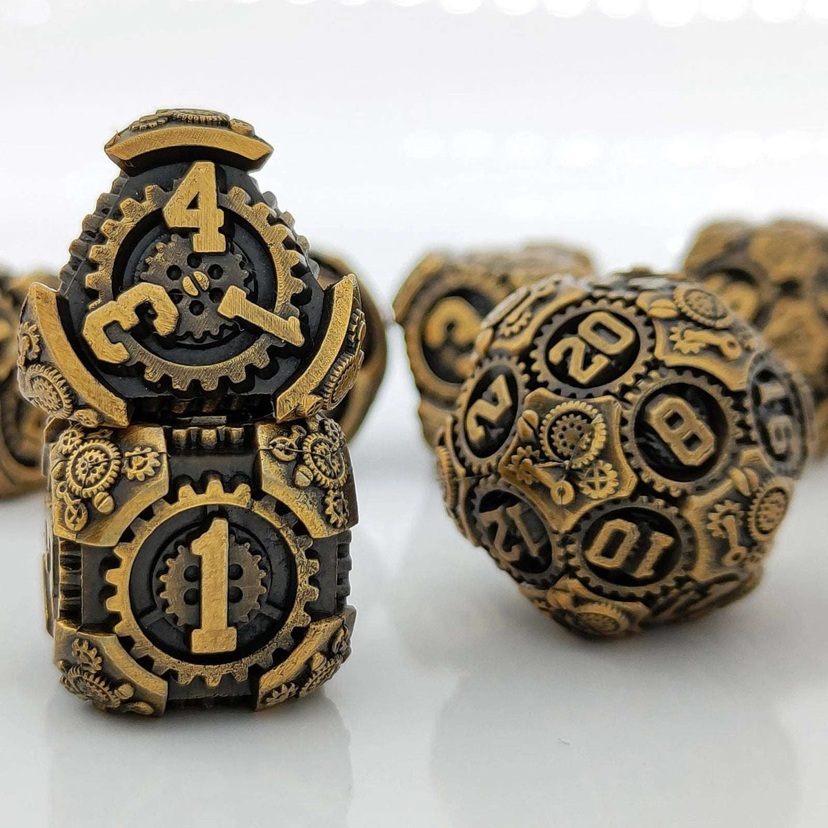 Colored Mechanical Metal DND Dice Set – Steam Age - Brass - colored mechanical gear metal dice set