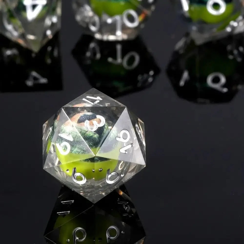 Crocodile Eyes Liquid Core DND Dice Set – Green Crocodile Eye Core Resin DND Dice Set + Silver Font Transparency