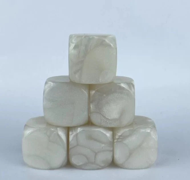 Star Acrylic D6 Dice Set – Customizable white swirl acrylic D6 dice, with engraving of personalized designs, text