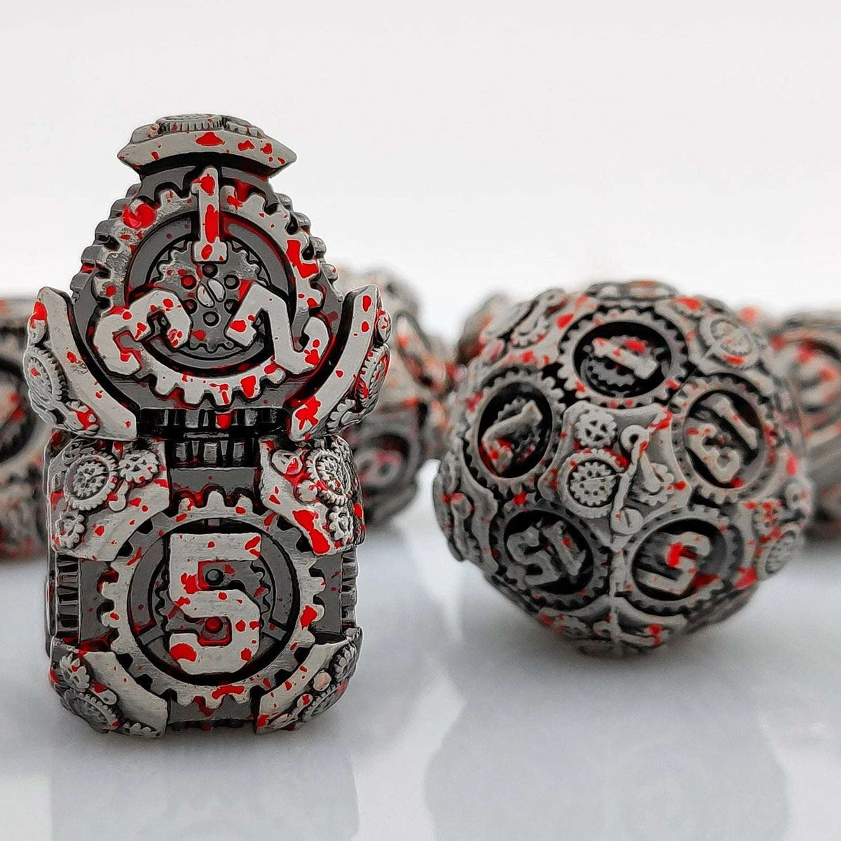Cyberpunk Metal DND Dice Set – Gear Blood – Cyberpunk Style - Bloodstain Gear Solid Metal DND Dice Set