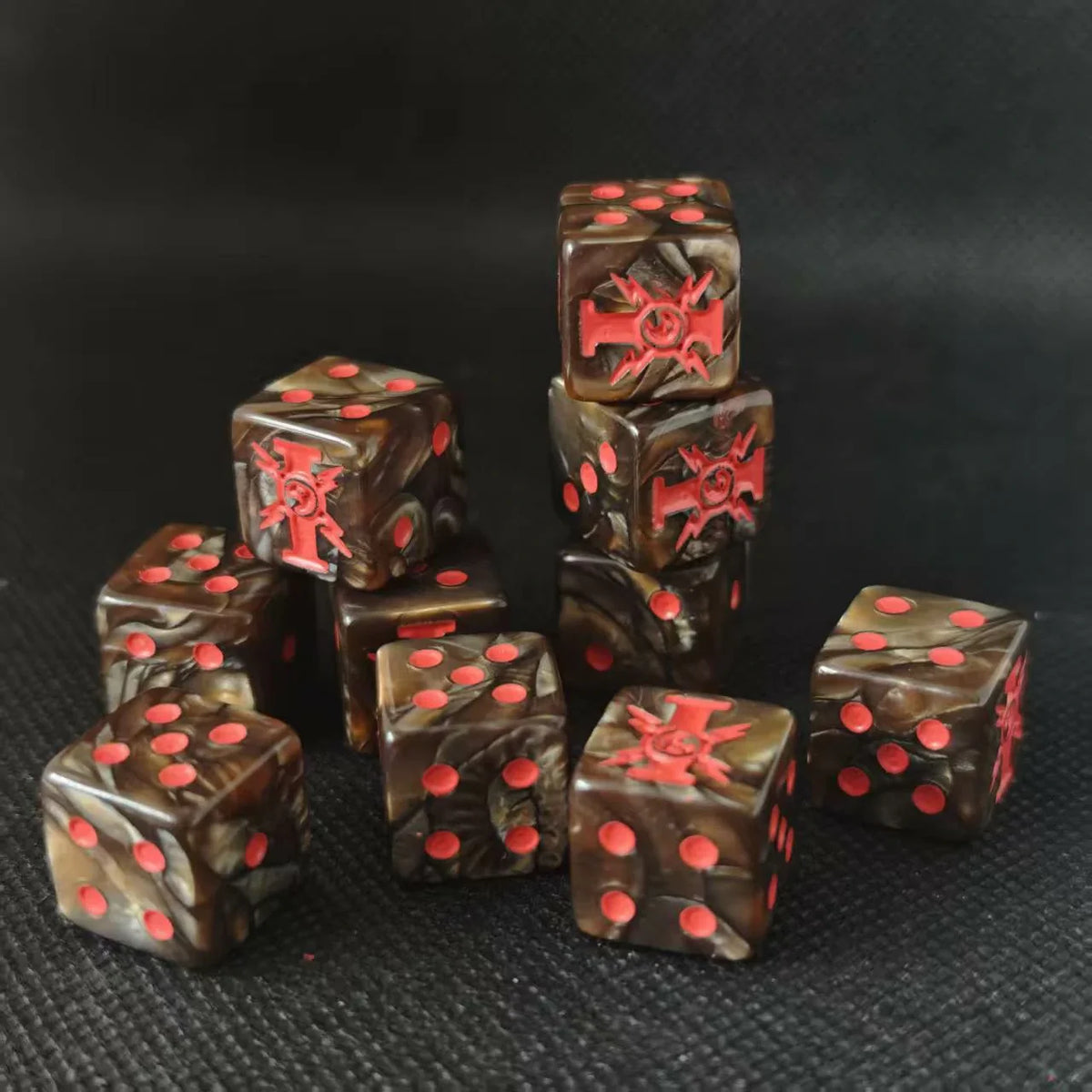 D6 Dice Set – Adeptus Custodes