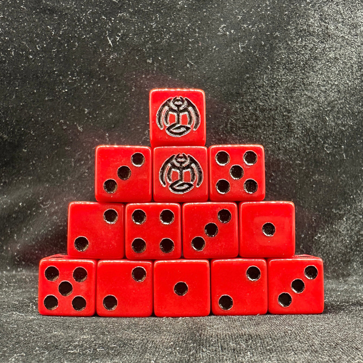 Daughters Khaine Acrylic D6 Dice