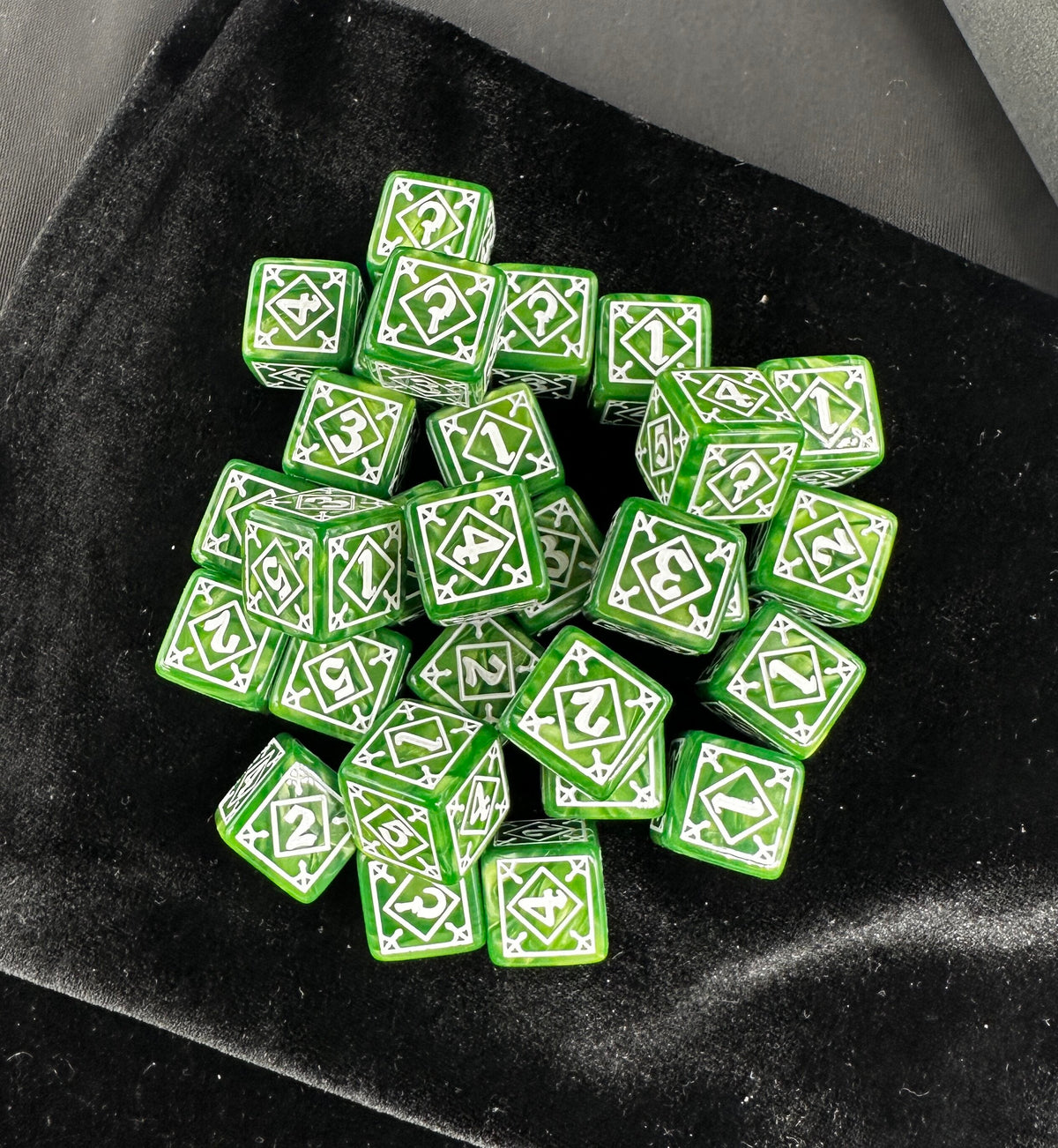 DND Dice – Spirit Clan – alternate product view