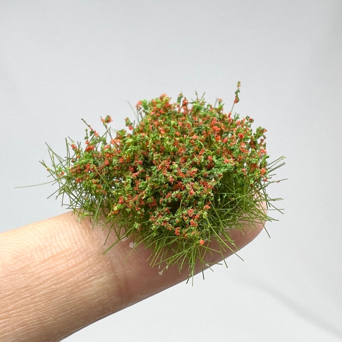Flower RPG Miniature – Tabletop Model – DND Rose-Red Miniature Flower Clusters – Realistic Vegetation for Wargaming