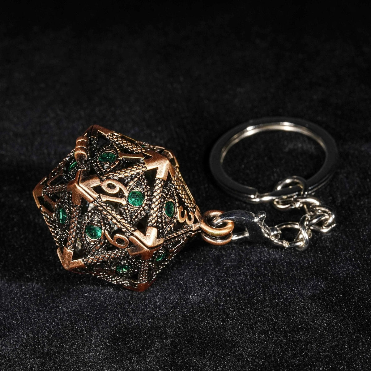 Dragon Keychain – Eye Cage – Mini Emerald 1 Dice Set – Bronze Emerald Dragon Eye Hollow Metal Dice Keychain + 7 Mini