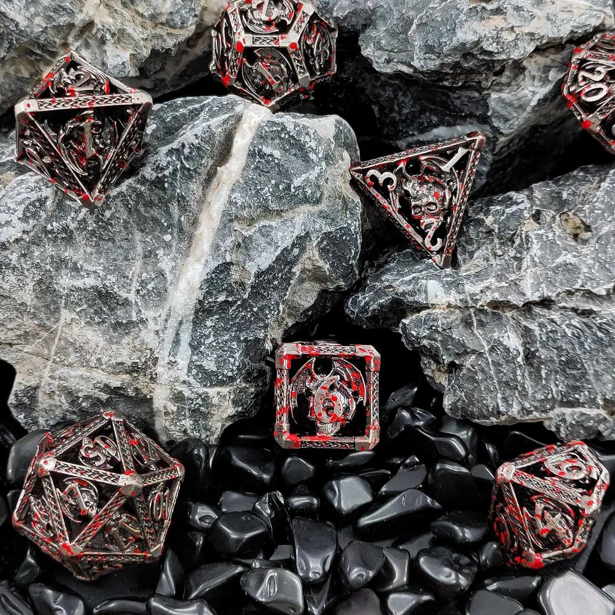 Dragon Metal DND Dice Set – Devil Copper – Cool Metal Skull Flying Dragon Hollow DND Dice Set