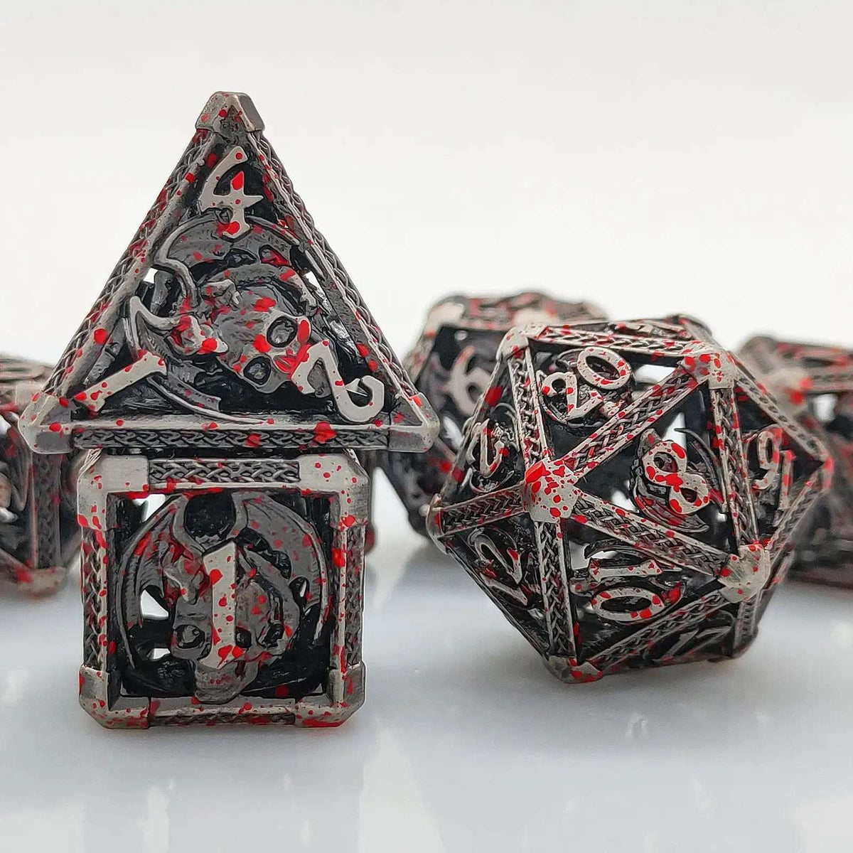 Dragon Metal DND Dice Set – Devil Copper – Cool Metal Skull Flying Dragon Hollow DND Dice Set