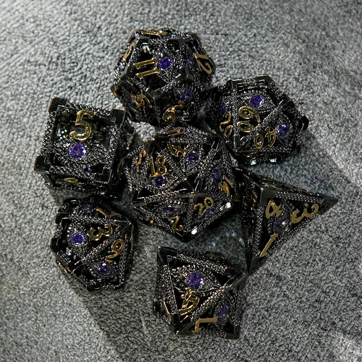Dragon Metal DND Dice Set – Eye – DND Amethyst Dragon's Eye Hollow Metal Dice Set|Eyes of Cthulhu