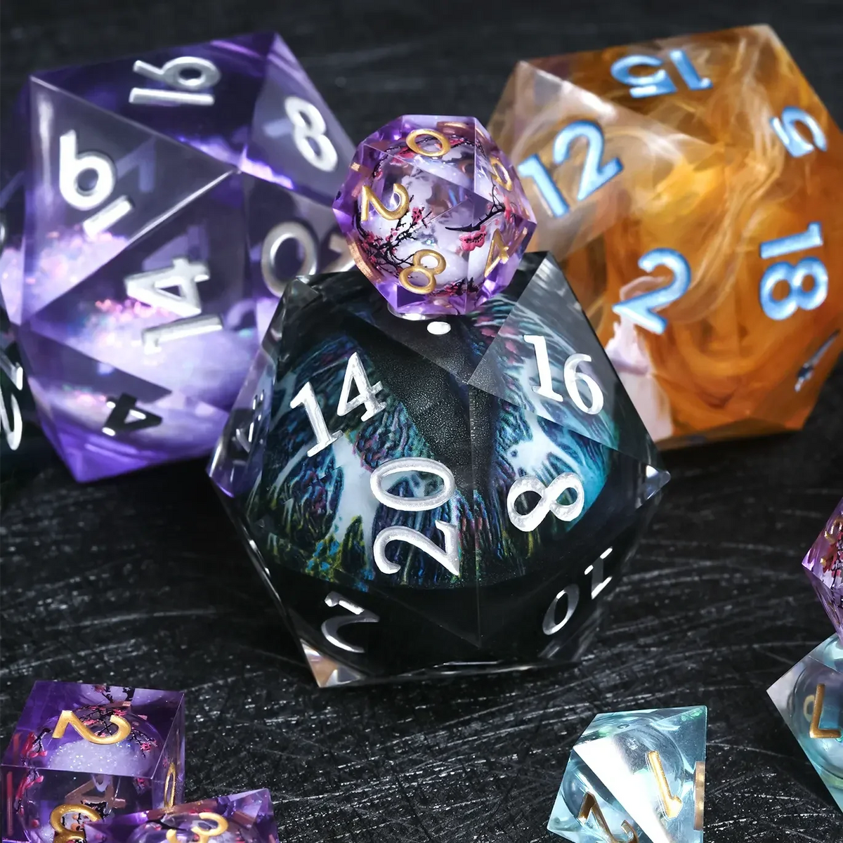 Dragon Resin D20 Dice – 35mm Eye – alternate product view