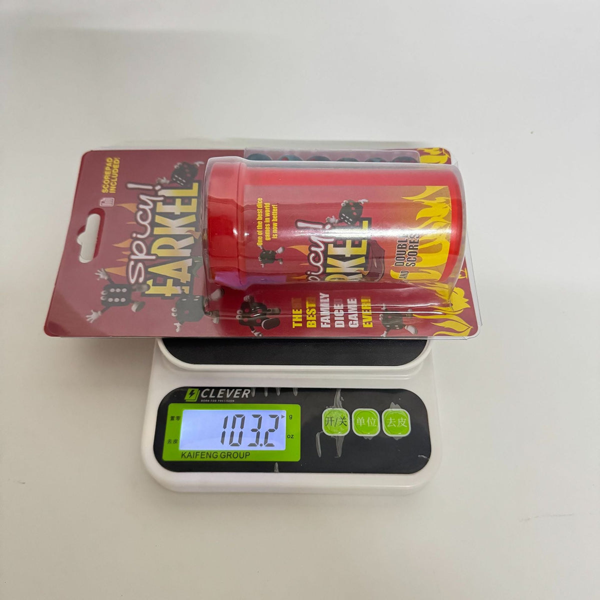 Farkel Spicy RPG Dice – FARKEL Spicy Farkel Dice Game is a home and travel game featuring double scoring and roulette