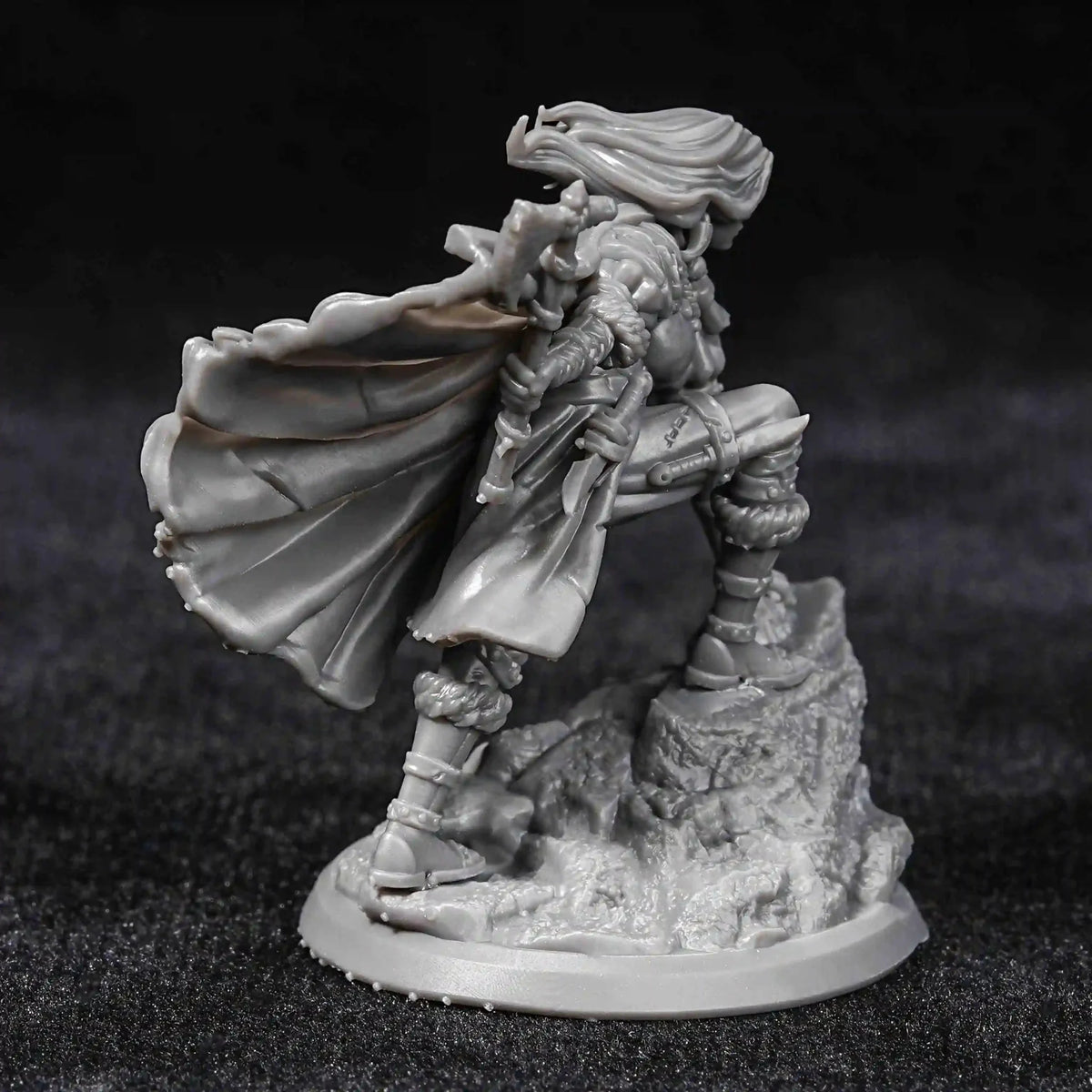 Female Human RPG Miniature – Tabletop Model – Female Human Ranger Tracker DND Character Miniature Model