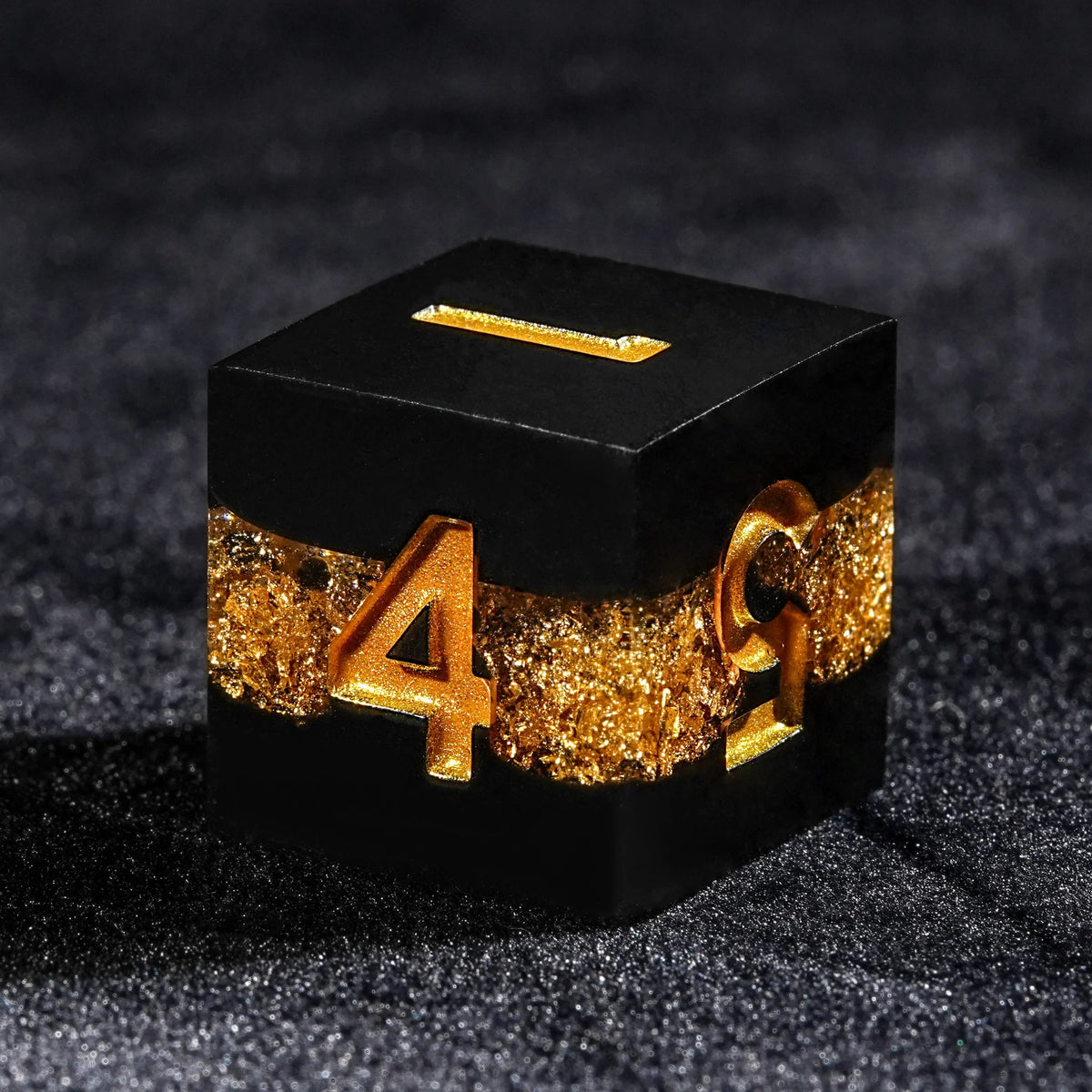 Galaxy Resin DND Dice Set – Gold Numbers – Gold Flare River - Resin dnd Dice Set + Gold Font