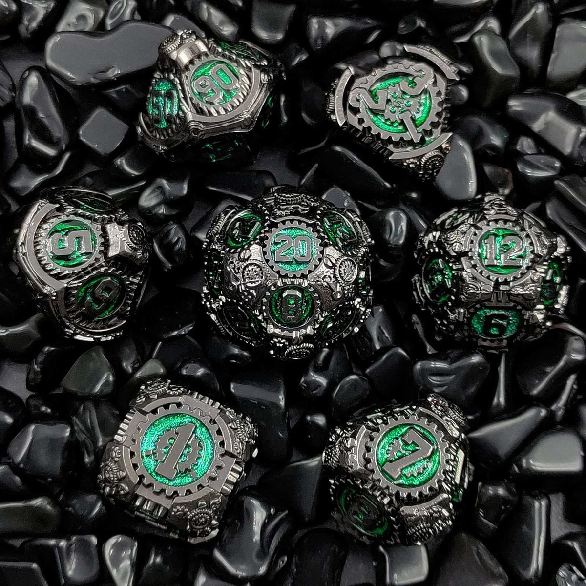 Gear Pearl Metal DND Dice Set – Mechanical Gear Solid Metal DND Dice Set Pearl Gun - Flash Green