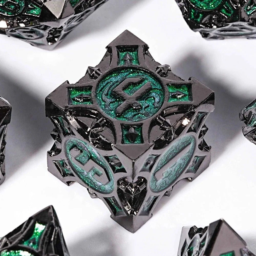 Gothic Metal Sharp Edge Dice Set – Gothic sharp edge metal DND dice set