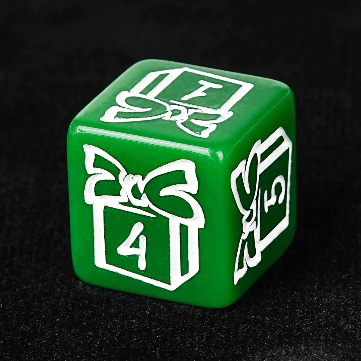 Green Christmas Acrylic DND Dice Set – Snowflake Pattern – Christmas gift: Green acrylic Christmas DND D6 dice with a