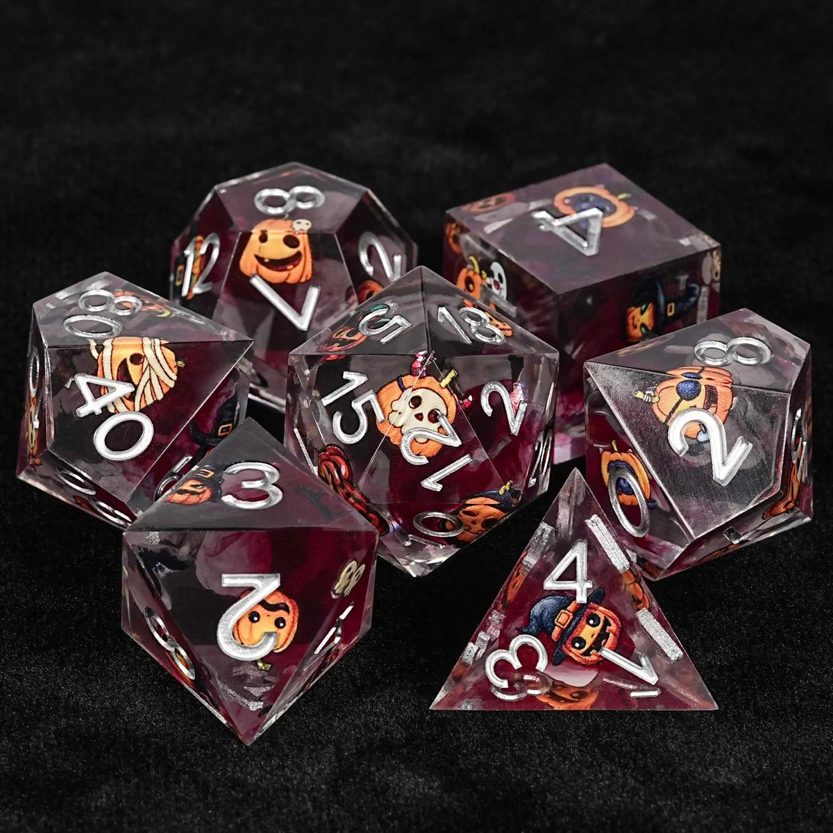 Halloween Pumpkin Resin DND Dice Set – Halloween Gift: 7 Transparent Blood-Red Resin Pumpkin Monster D&D Dice with