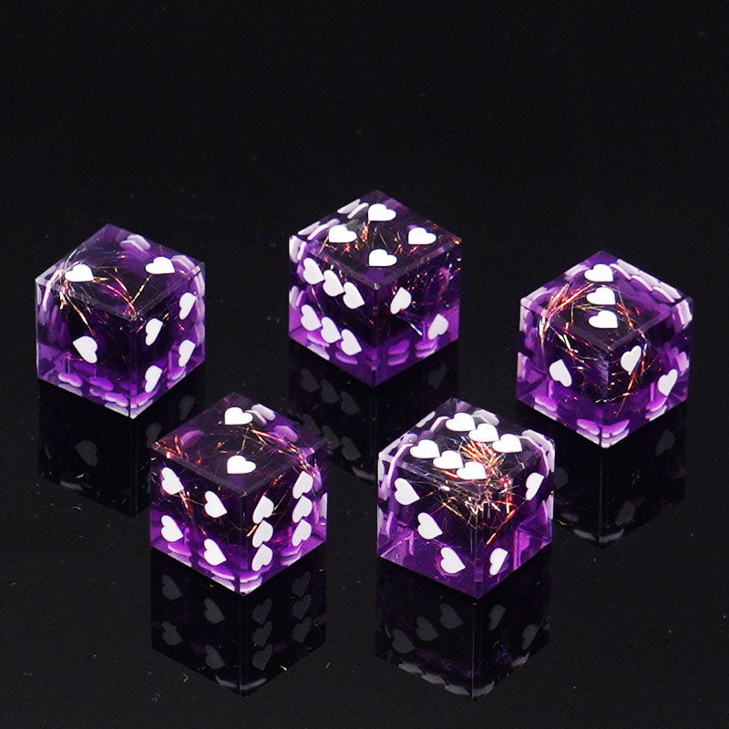Heart Resin D6 Dice – Glitter – Quicksand 18mm – alternate product view