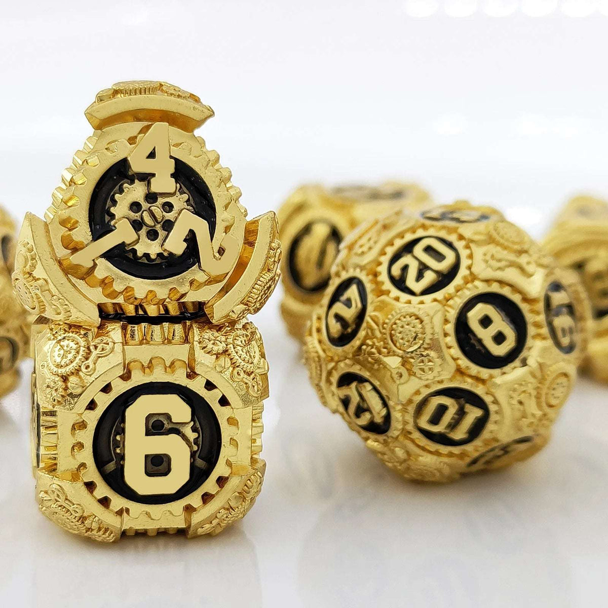 Imitation Metal DND Dice Set – Gold Gear Imitation Gold Black Solid Metal dnd Dice Set